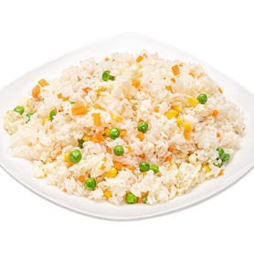 Рис жаренный с кукурузой и горошком