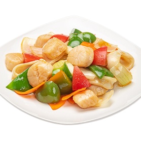 Гребешок тушёный с кальмаром и овощами