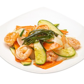 Тигровая креветка тушёная с овощами